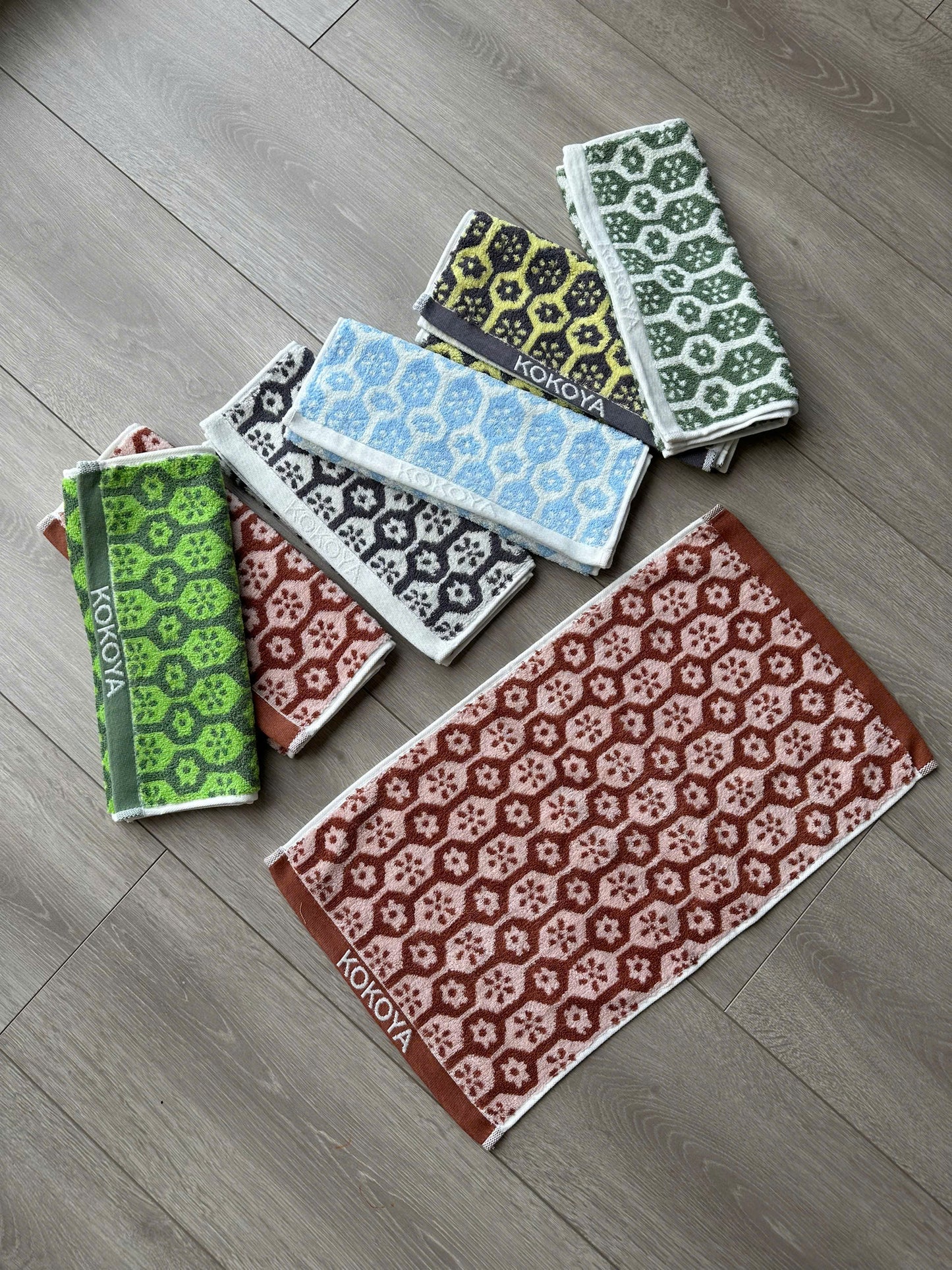 Khăn Kokoya Hoa Cúc - 100% commbed cotton