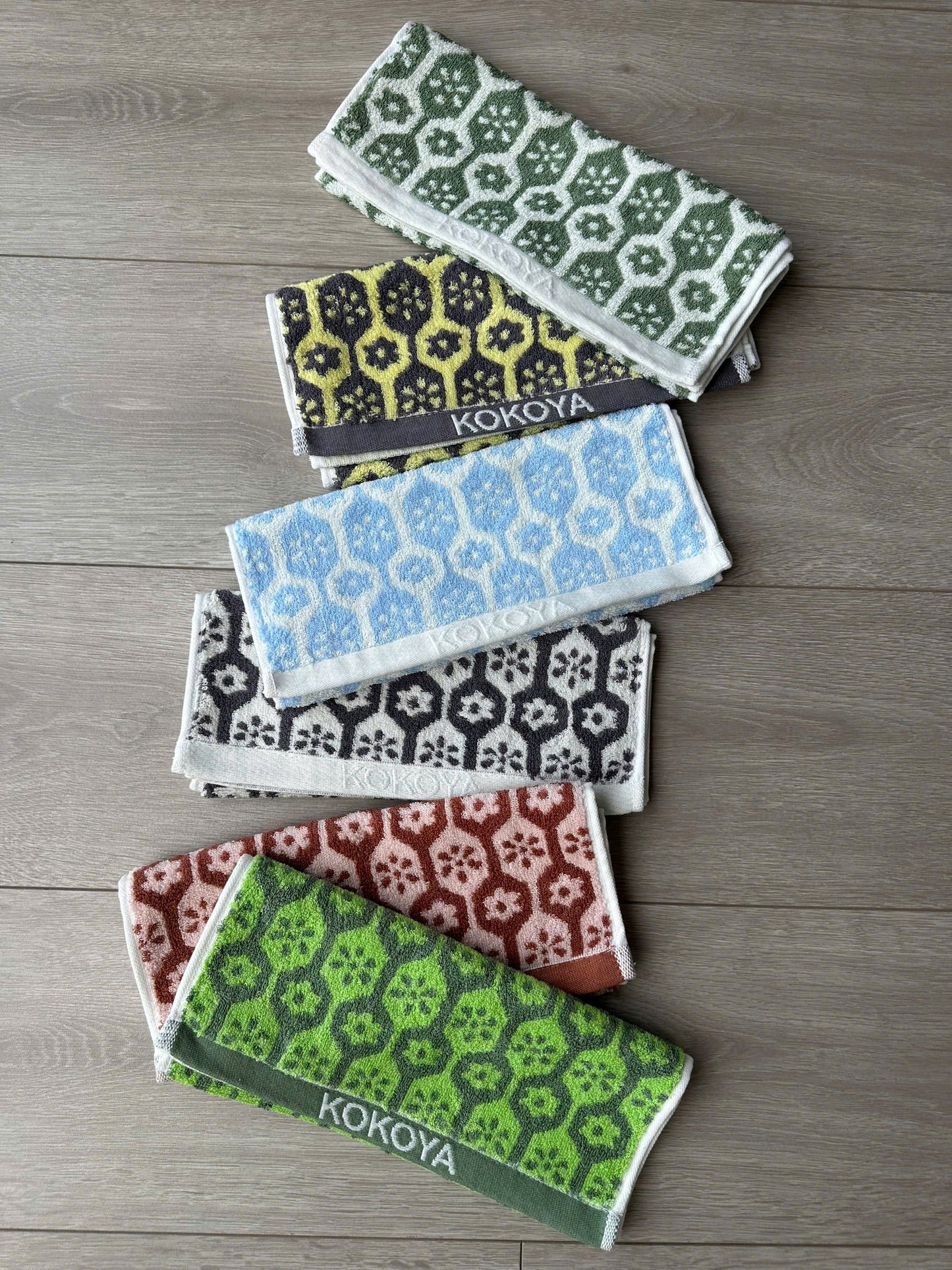 Khăn Kokoya Hoa Cúc - 100% commbed cotton