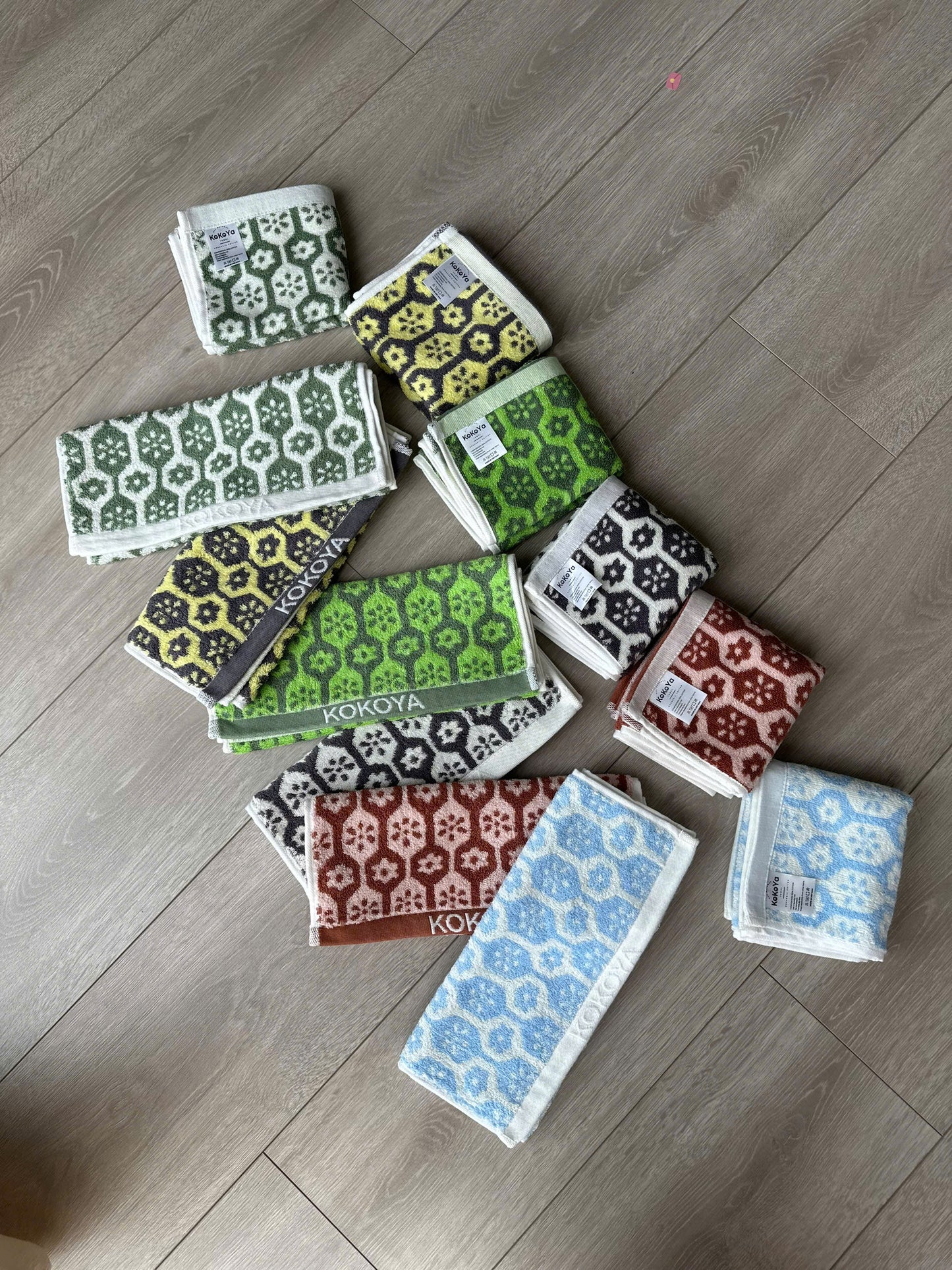 Khăn Kokoya Hoa Cúc - 100% commbed cotton