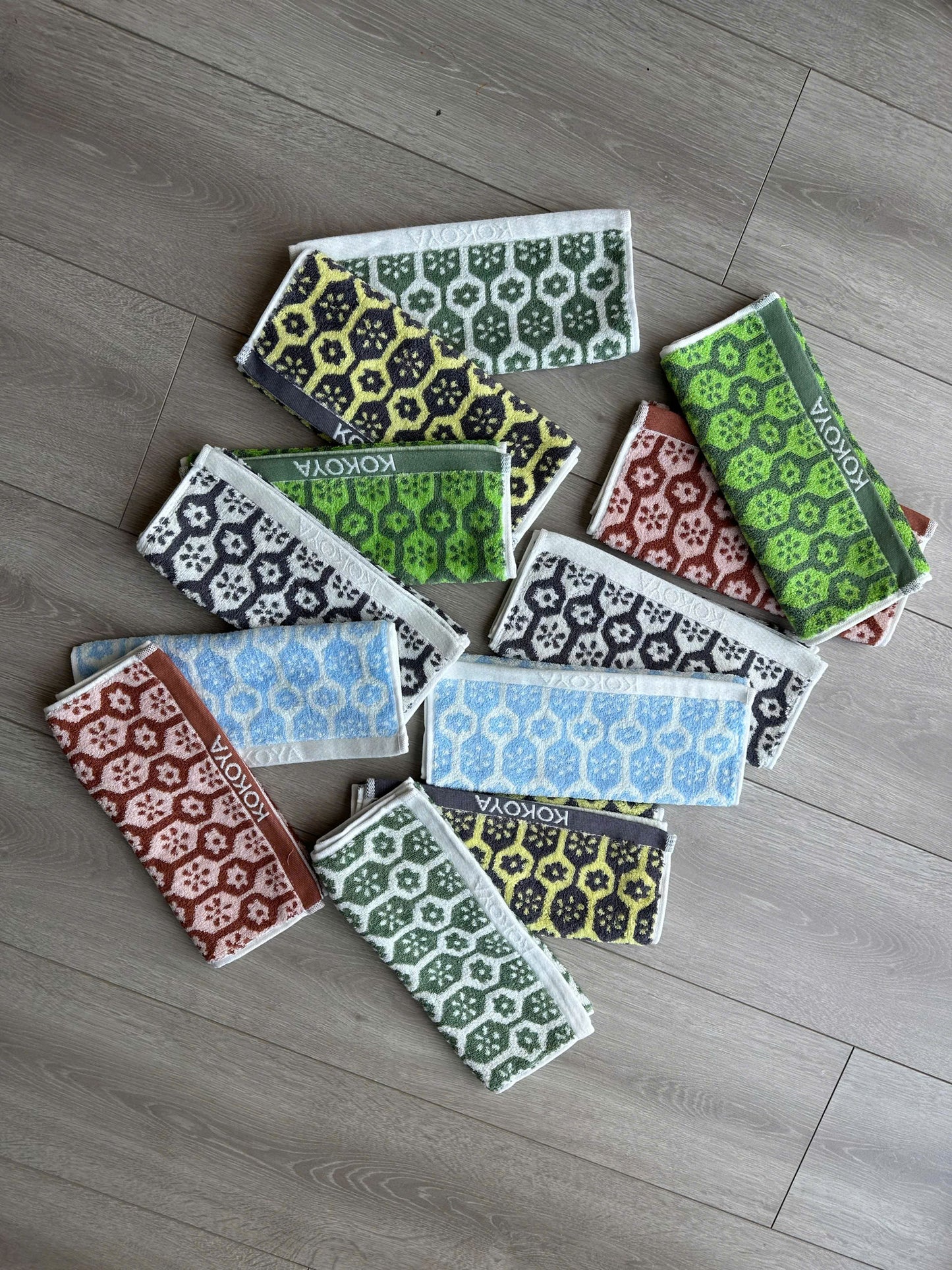 Khăn Kokoya Hoa Cúc - 100% commbed cotton